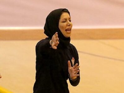 صعود تیم فوتبال بانوان فولاد به پلی آف نزدیک است