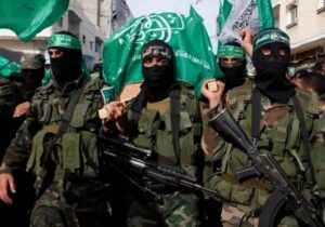 مقام صهیونیست ایده خلع سلاح حماس را خیالپردازانه خواند