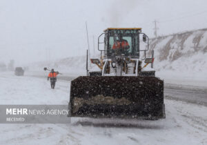 محور شهمیرزاد – کیاسر مسدود شد