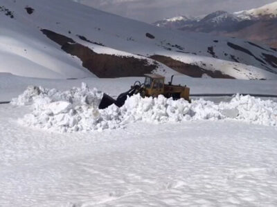 عملیات برف‌روبی و بازگشایی محور چلوانسرا- داماش- جیرنده