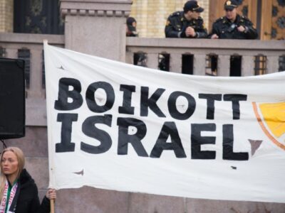 هاآرتص: تبعات نسل کشی در غزه دامن اسرائیل را گرفته است