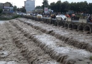 جاری شدن رودخانههای فصلی در سیریک