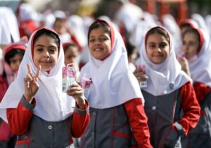 متقیان: توزیع شیر استریلیزه و بهداشتی به مدارس خراسان شمالی آغاز شد