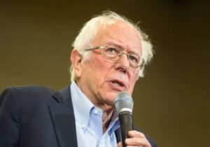 سندرز درباره اقدام ترامپ برای جنگ با ونزوئلا هشدار داد