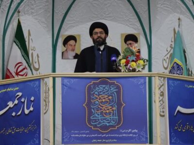 حسینی:  حمایت از دولت به معنای چشم‌پوشی از نقد نیست