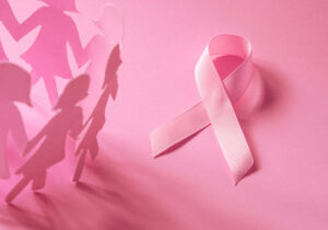 از هر ۴ مورد سرطان سینه، ۱ مورد در زنان زیر ۵۰ سال رخ میدهد