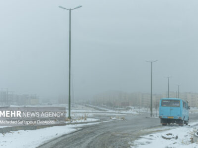 برف و باران در جاده‌های ۱۳ استان؛ انسداد ۲۲ محور مواصلاتی
