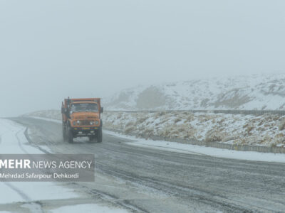 کولاک و انسداد گردنههای کوهستانی اصفهان؛ از سفرهای غیرضروری بپرهیزید