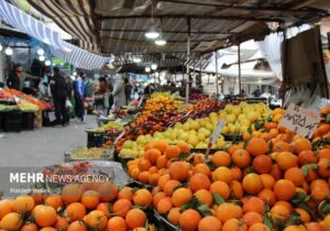 بازار کساد یلدایی؛ رقابت شانه به شانه مرغ و تخم‌مرغ