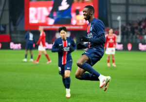 دمبله برترین بازیکن ۲۰۲۵ از نگاه فدراسیون تاریخ و آمار فوتبال