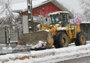 عملیات برفروبی محور سیاهکل به دیلمان