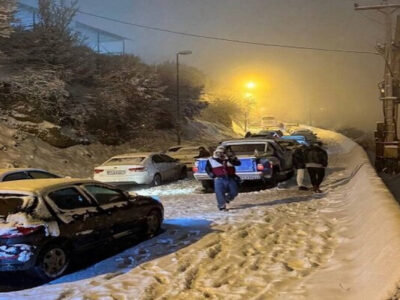 امداد رسانی به ۱۴ نفر گرفتار در برف و کولاک خراسان رضوی