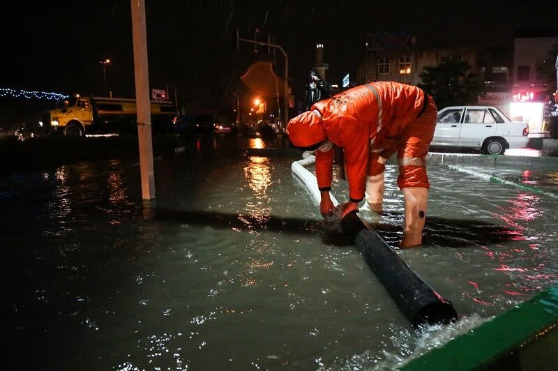 آب گرفتگی مسکن مهر شهر بندر جاسک آب گرفتگی مسکن مهر شهر بندر جاسک