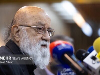 خاطره چمران از جمع کردن فرشهای دفتر کار احمدینژاد