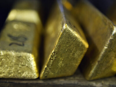 تصمیم ویژه بانک مرکزی برای مدیریت بازار طلا/ ریزش سنگین قیمتها در راه است؟