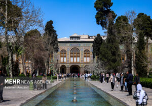 گشایش نمایشگاه «از گوهر خراسان تا یلدای گلستان» در کاخ گلستان