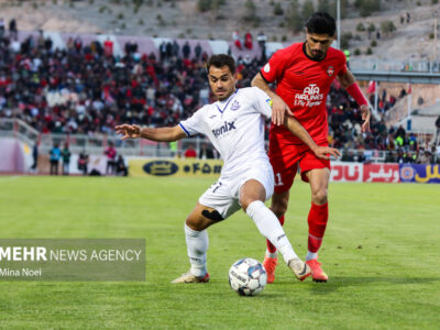 تراکتور دنبال برد خانگی/ روز سخت قوی سپید در یخبندان تبریز