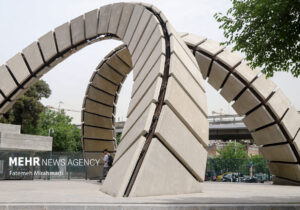 استاد دانشگاه صنعتی امیرکبیر پژوهشگر برگزیده استان تهران شد