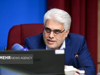 حجم بالای بنزین۳۰۰۰تومانی در کارت ها؛ نیازی به کارت جایگاهها نیست