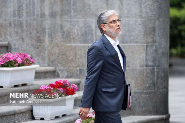 سیمایی صراف: هدف‌گذاری جذب ۳۲۰ هزار دانشجوی خارجی آرمانی است + فیلم