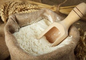 توزیع ۲۶ هزار تن آرد در روستاهای آذربایجانغربی