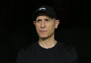 نحسی ۱۳ برای یحیی در اهواز با شعارهای تند/ فولاد جان بردن ندارد