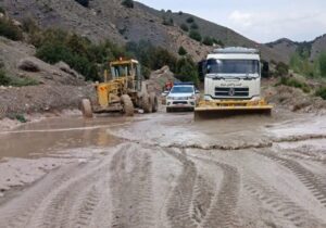 حسین زاده:محورهای ساردوئیه و زهکلوت به‌دلیل بارش‌ های کم سابقه مسدودشد