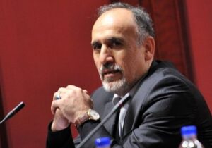 پیشبینی معاون اسبق بانک مرکزی از قیمت دلار/ امکان ریزش قیمت وجود دارد؟