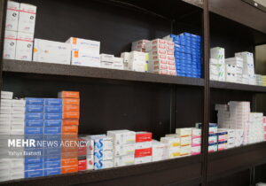هشدار درباره تشدید کمبود دارو؛ اعتراف وزیر و معاونش!