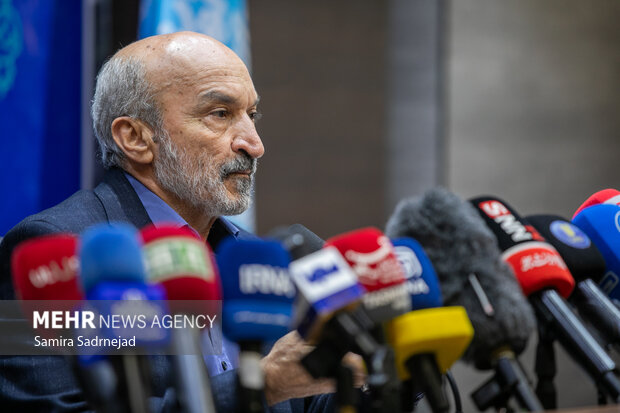 بی‌توجهی به علوم پایه توسعه کشور را تهدید می‌کند