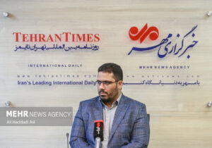 بختیاریزاده: قیمت و کیفیت میوه در همه میادین تره بار تهران یکسان است