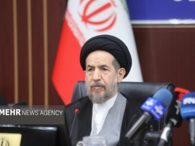 ابوترابیفرد: کافههای بدون مجوز باید از چرخه فعالیت در تهران حذف شوند