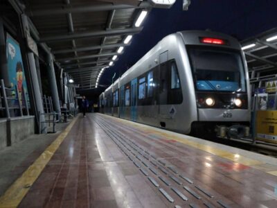 نیکزاد: مجوز واردات ۳۰ واگن قطار شهری شیراز صادر شد