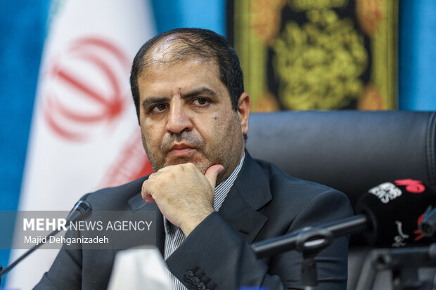 دهستانی: حبس سالن‌های هنری ممنوع است