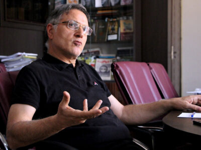 درون را بنگرید و حال را / قورباغه چینی در چاه حکمرانی ایران؛ هشدار برای توقف تئوری توطئه / ناتوانی نخبگان داخلی در تشخیص ریشه‌های درونی بحران