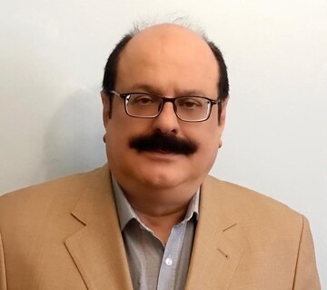 علم لَدُنّی شهردار تهران !