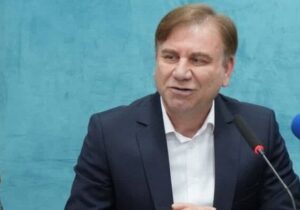 استاندار بوشهر: ظرفیت جوانان استفاده میشود