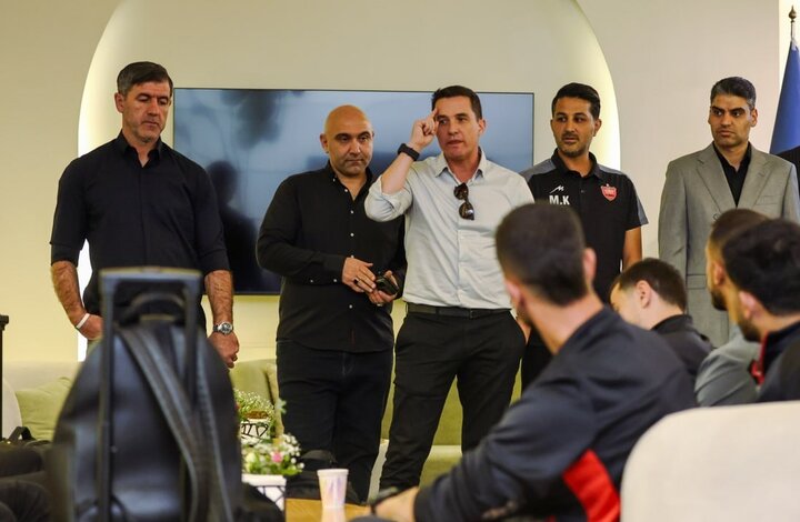 نارضایتی اوسمار تبدیل به هشدار شد؛ پرسپولیس باید تغییر کند!