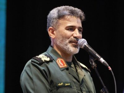 اکبری:سپاه خود را خادم مردم و پیشگام محرومیت‌زدایی می‌داند