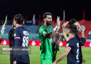 ترکیب احتمالی پرسپولیس و تراکتور/ تصمیم دو سرمربی خیلی عجیب نیست!