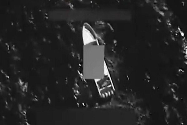 تداوم حملات آمریکا به قایق ها در اقیانوس آرام؛ پنج نفر کشته شدند