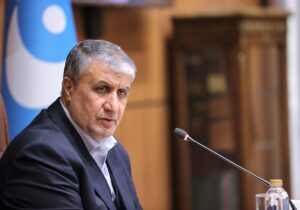 اسلامی: تولید رادیوداروهای درمان ۳۰ نوع سرطان افتخارات علمی ایران است