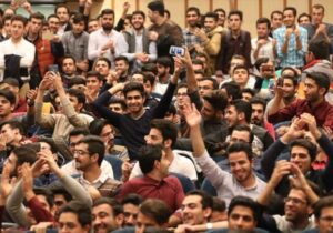 ثبت‌نام جایزه «جوان سال ۱۴۰۴» از اول دی‌ماه آغاز می‌شود