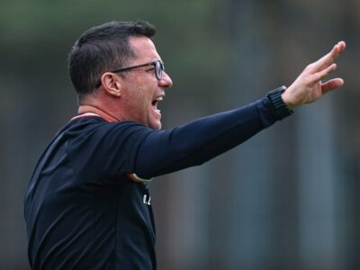 اوسمار:از ۱۰ نفره شدن تراکتور استفاده نکردیم/ از این شکست ناراحت هستم