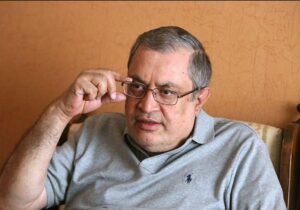 غفلت های بزرگ حجاریان / چرا پروژههای فکری مؤثر در ایران شکل نمیگیرند؟ / حجاریان معلول را به جای علت می نشاند