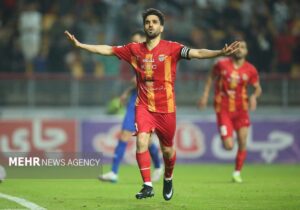 مطهری: اخراج گل‌محمدی ناباورانه بود؛ داور چهارم کم تجربگی کرد