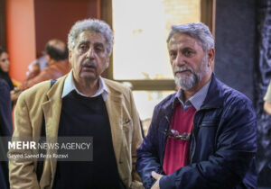 نقاشی که طراح صحنه «پوریای ولی» شد؛ وقتی «نور» امضای بصری هنرمند است