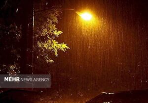 آغاز بارندگی در جزیره قشم