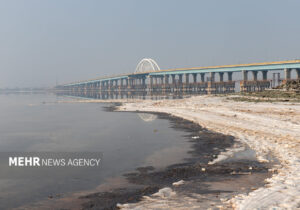 بحران دریاچه ارومیه با بارش حل نمی‌شود؛ بارش‌های فصل زمستان نرمال است