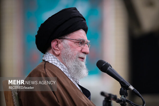 شاخصه‌های قدرت شناختی در اندیشه مقام معظم رهبری بررسی می شود